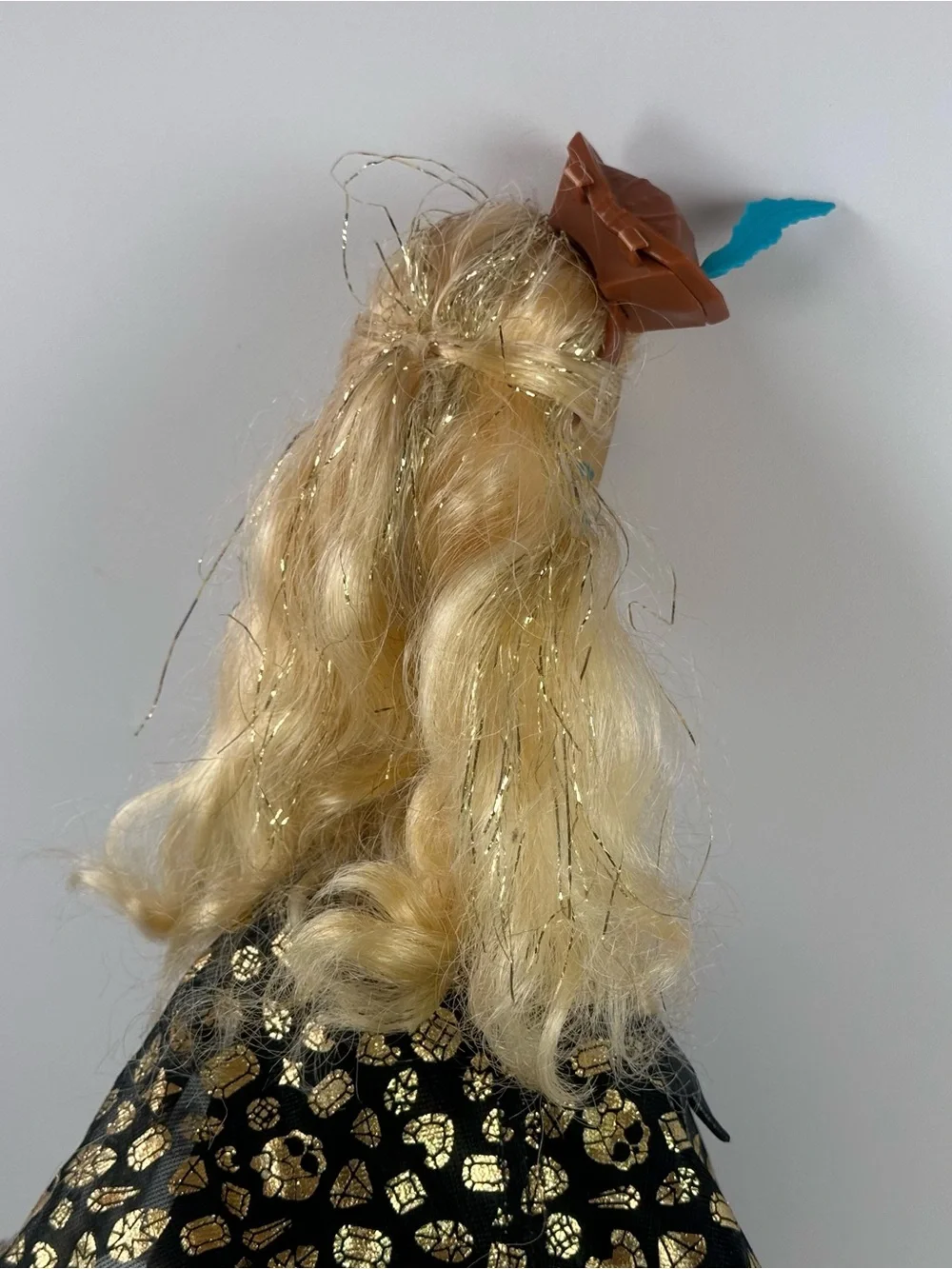 Monster High Shriekwrecked Dayna Treasura Doll Jones Dress Hat Shoes